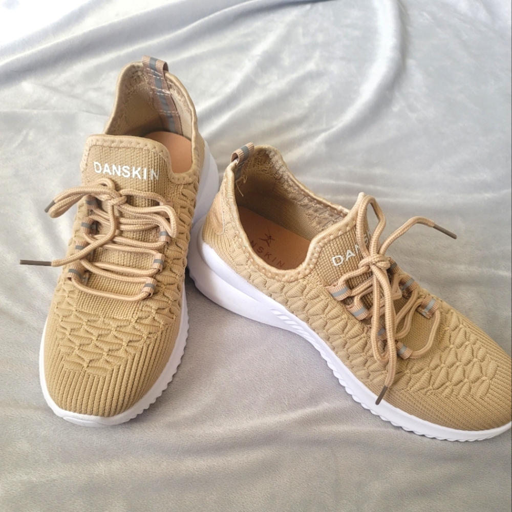 Danskin Beige Knit Sneakers Workoutcore Date Day Hiking